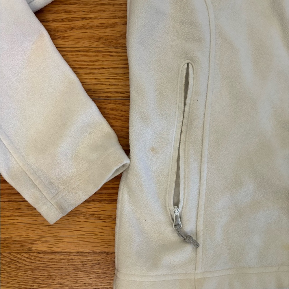Columbia Fleece Jacket Women’s Medium White Zipper Closure Pockets STAINED Paint - Picture 6 of 10
